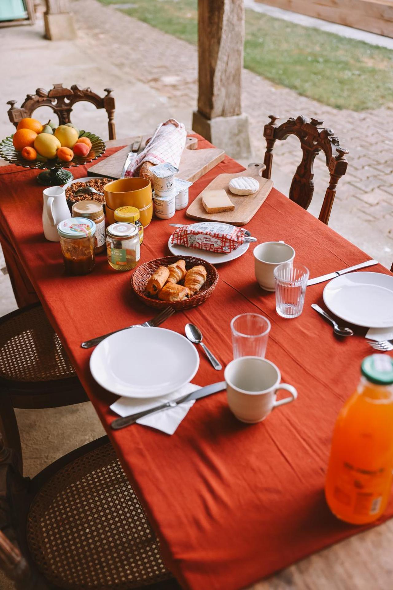 Les Chambres De Lasserre - Chambres Et Table D'Hotes 외부 사진